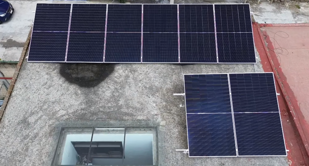 Proyecto deposito tecate paneles solares